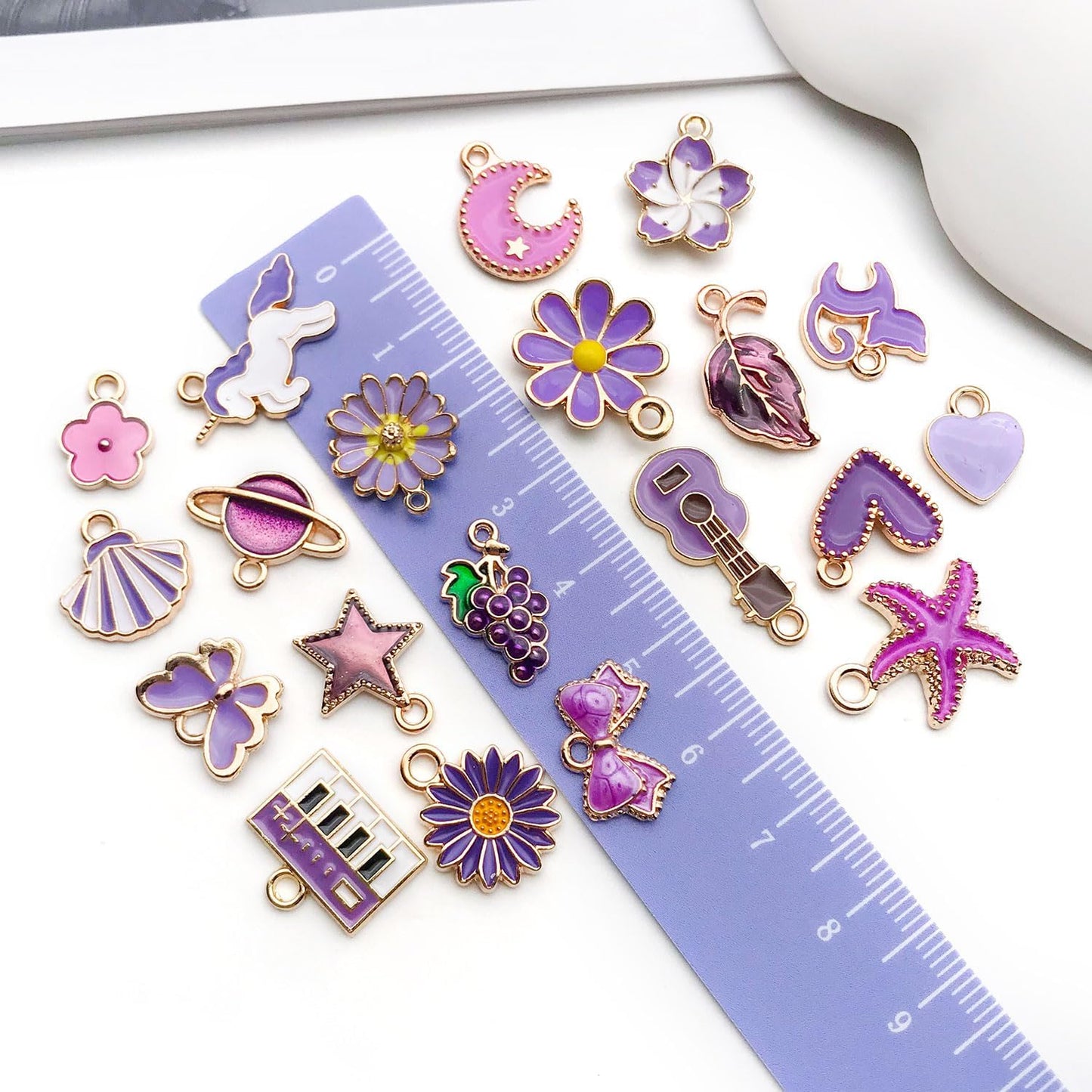 40pcs 20 pairs Assorted Enamel Bracelet Charms for Jewelry Making DIY Necklace Bracelet Earrings Keychain Crafting Charms Kit Crafts (Yellow-SN990)