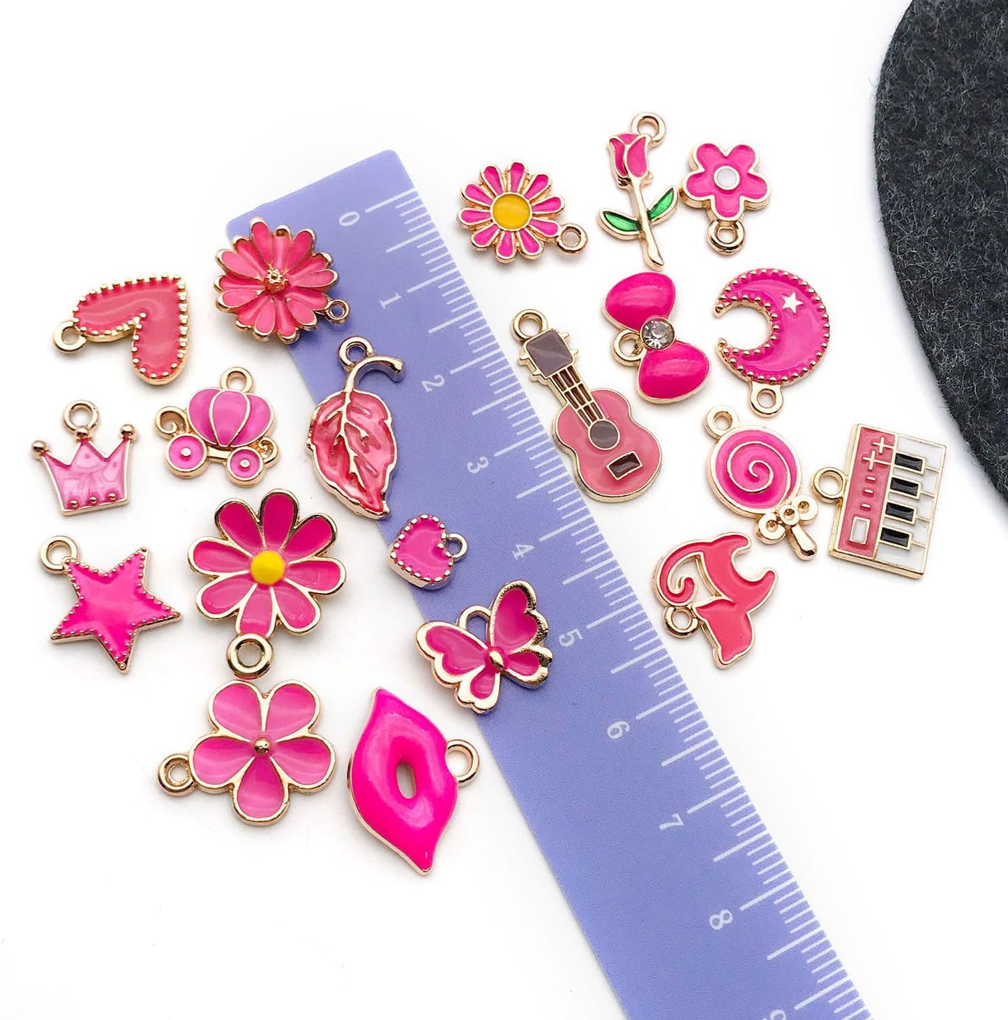 40pcs 20 pairs Assorted Enamel Bracelet Charms for Jewelry Making DIY Necklace Bracelet Earrings Keychain Crafting Charms Kit Crafts (Yellow-SN990)
