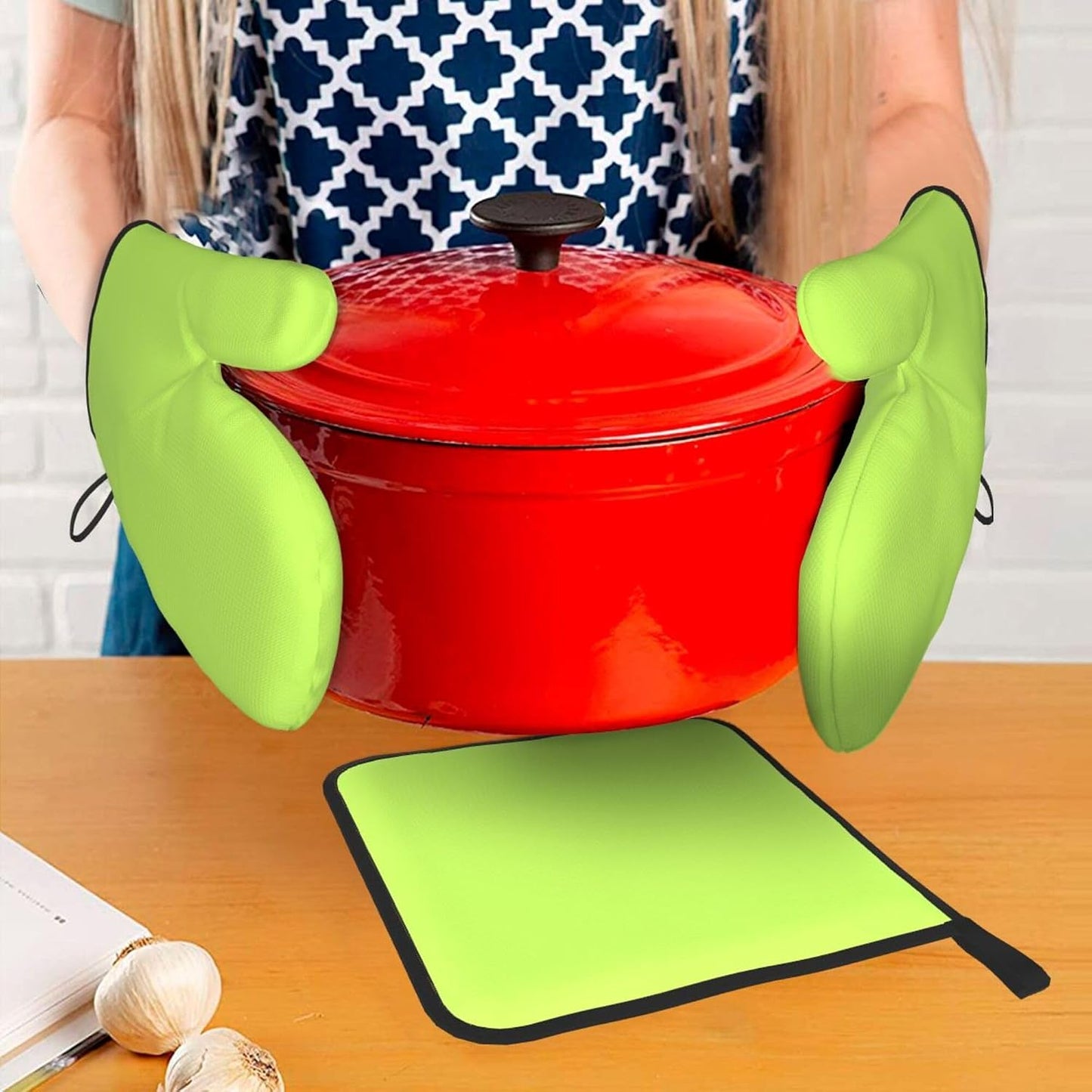 3PCS Oven Mitts and Pot Holders Sets, Solid Color Light Yellow Green Oven Mitts Set Heat Resistant Kitchen Microwave Gloves Safe for Baking,Cooking, BBQ