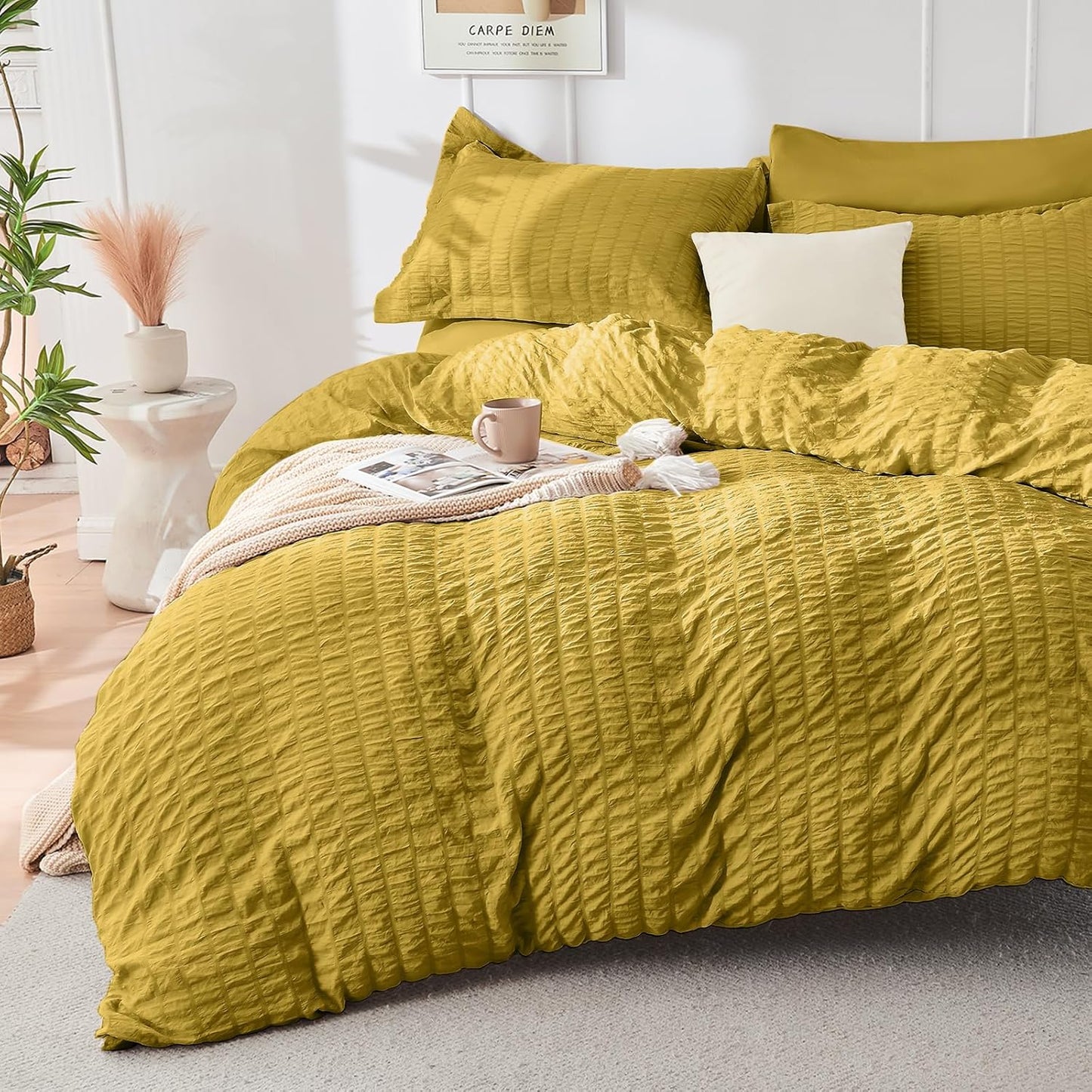 Mustard Yellow Duvet Cover Queen Size, Ultra Soft 3-Piece Seersucker Duvet Cover Set with Zipper Closure, Soft Brushed Microfiber Bedding Set with 8 Corner Ties (90"x90", 2 Pillowshams)