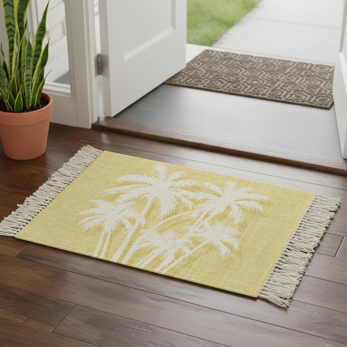 Coastal Tropical Area Rug with Tassel 2x3 Ft,Summer Palm Trees Silhouettes Light Yellow Entryway Rugs Washable Throw Mat Lightweight Tassel Carpets for Living Room Kitchen Bedroom Bedside,Office Decor