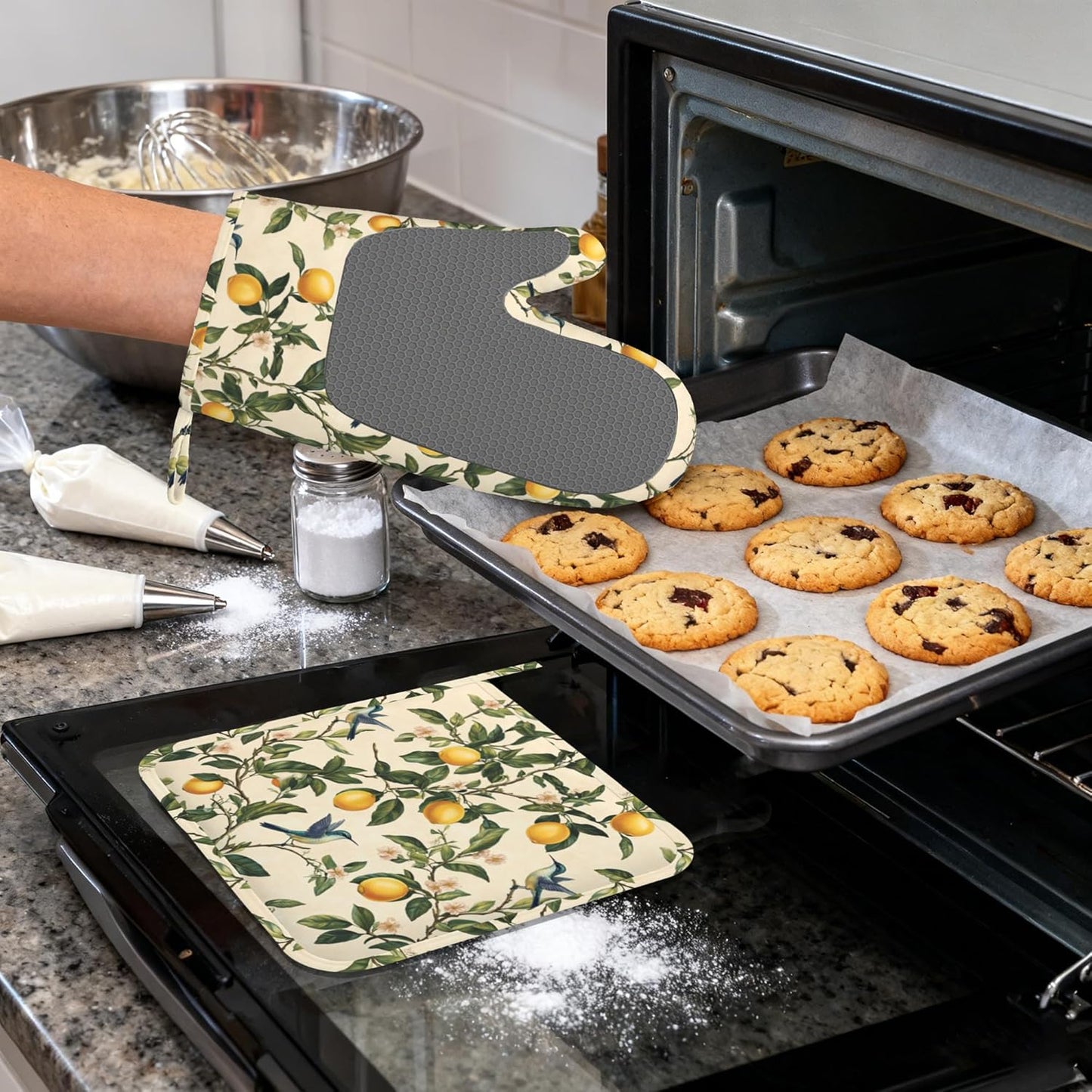 Hummingbird Vintage Lemon Heat-Resistant Silicone Oven Mitts and Pot Holders,Long Oven Gloves with Non-Slip Grip for Cooking, Baking, Grilling,BBQ
