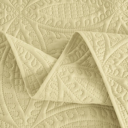 Austin King Oversized Bedspread Set, 3-Piece Pinsonic Quilted Lightweight Microfiber Bedspread Coverlet, Pastel Yellow