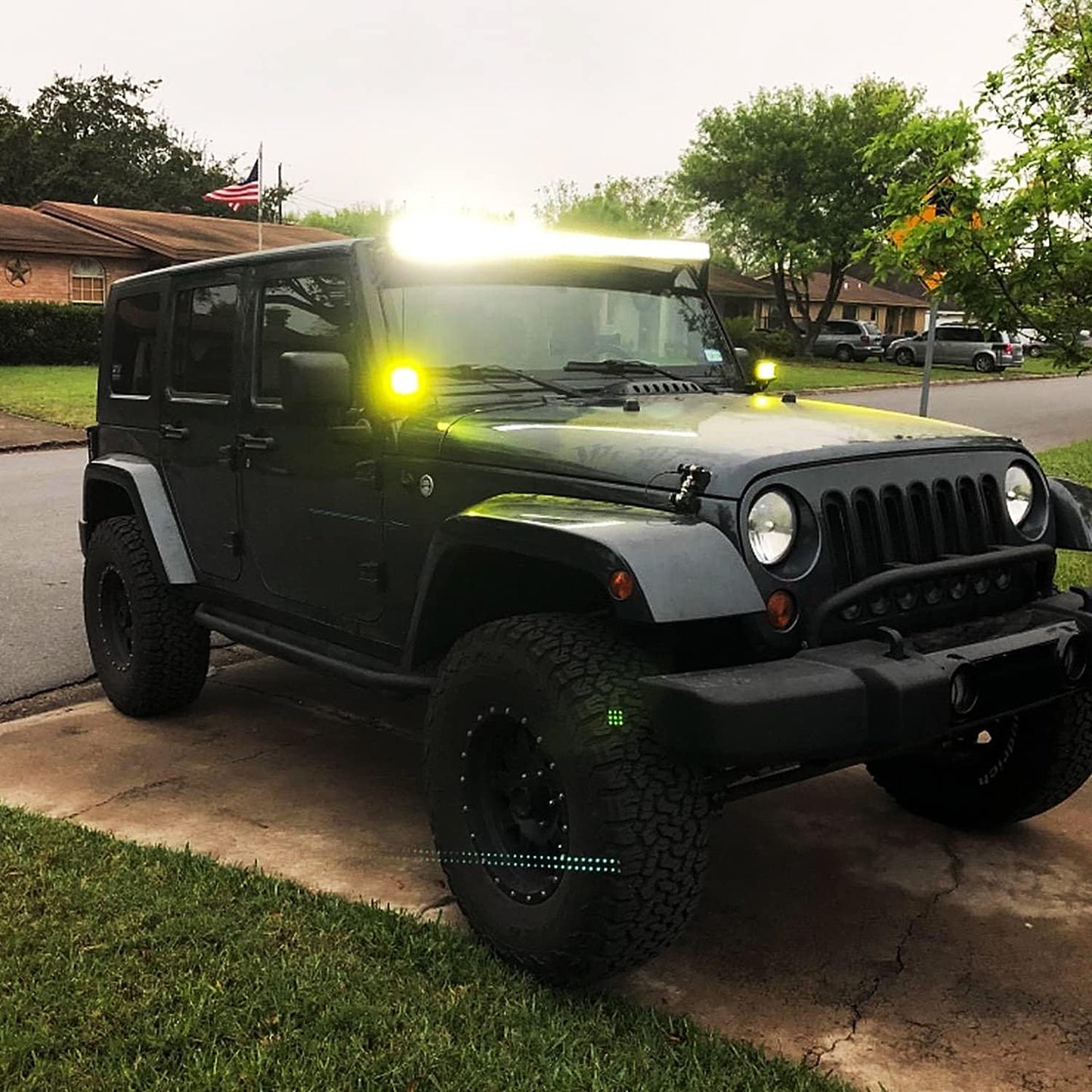 LED Light Bar 2Pcs 4 Inch 36W Yellow Flood Spot Combo Triple Row Driving Lamp Roof Bumper Off Road LED Work Lights Pods for Van Camper Wagon Car Pickup Golf Cart ATV UTV SUV Truck Boat 4x4
