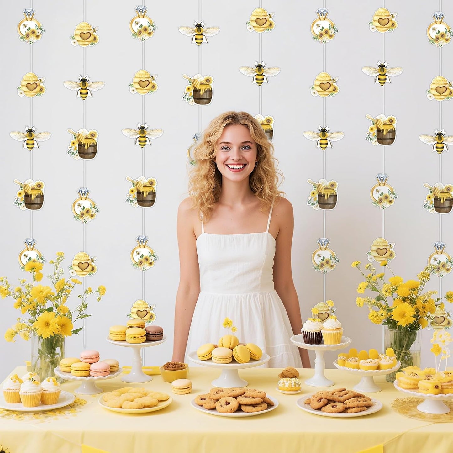 Bee Bridal Shower Decoration, 24pcs She Found Her Honey Decoration Hanging Garland Streamer Double-Sided Yellow Hanging Banner for Bride to Bee Bachelorette Engagement Wedding Party