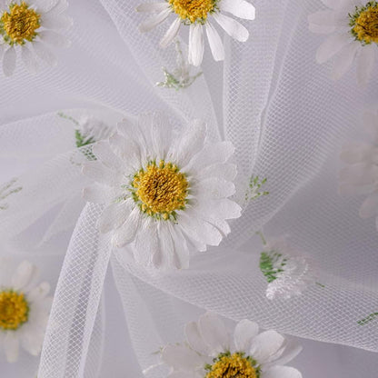 50pcs Natural Dried Daisy Flower, Vacuum Packaging, Pressed Flower for House Decoration, Jewelry Making, Phone case Decoration (Yellow)