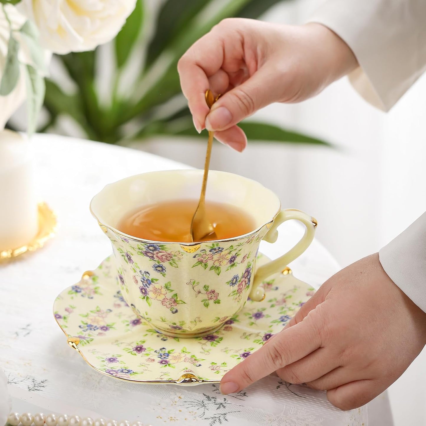 Country Roses Porcelain Tea Cup and Saucer Set with Gold Trim, Vintage Style, For Women and Tea Parties (1, Yellow)