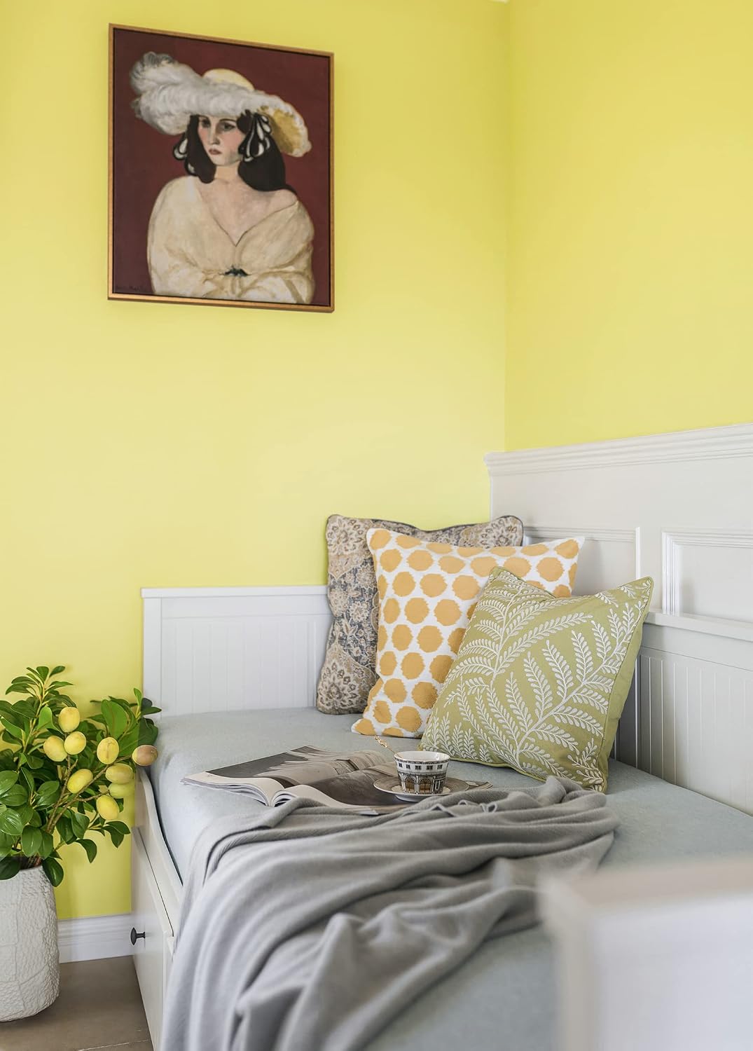 Yellow Wallpaper Peel and Stick Lemon Yellow Contact Paper 15.7''×236'' Light Yellow Self-Adhesive Wallpaper Removable Waterproof Wall Paper for Bedroom Shelf Liner Countertop Cabinet Wardrobe