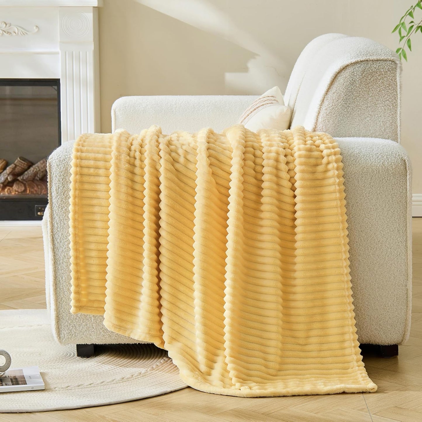 Light Yellow Fleece Throw Blanket, 300GSM Soft Warm Cozy Fluffy Throw for Babys & Pets, Stripe Pattern 50"x40", All Season Sofa Bed Blanket for Home Decor