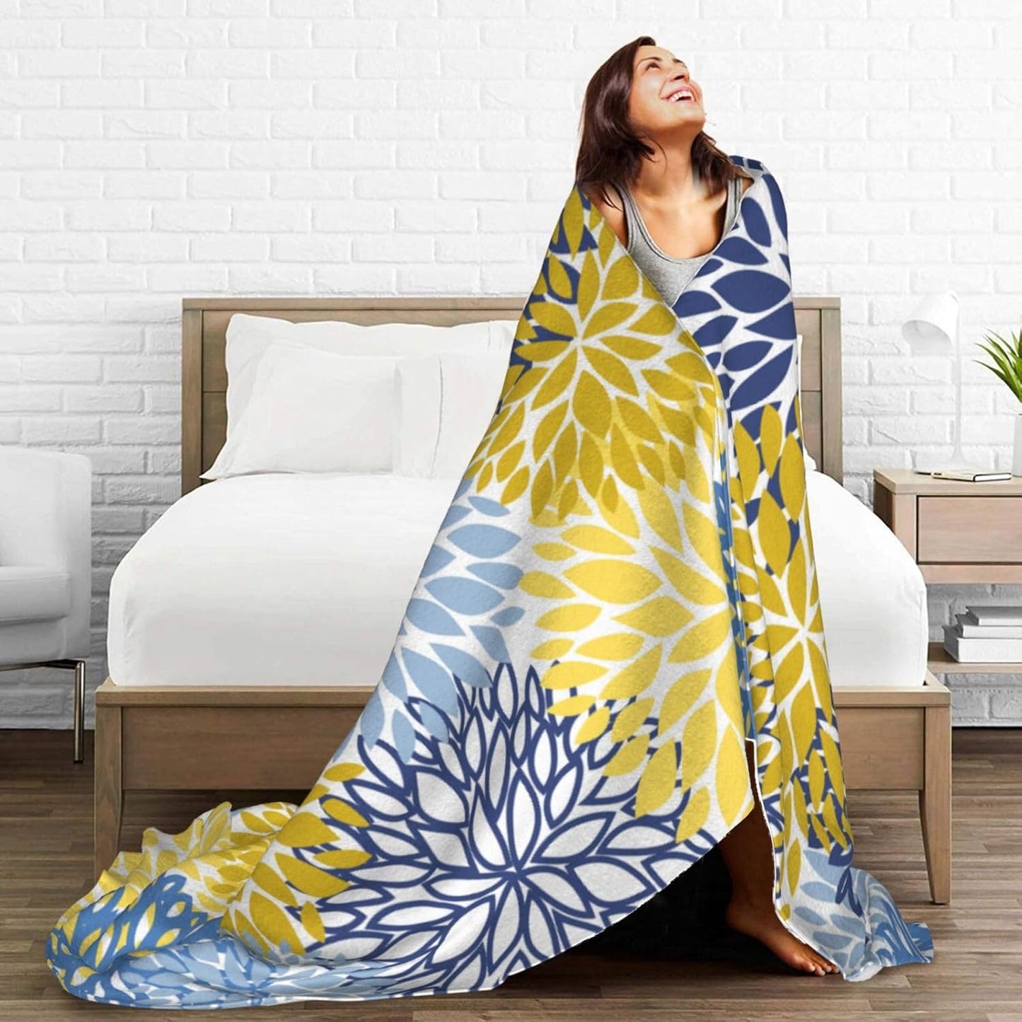 Blue Yellow and Navy Chrysanthemum Flowers Throw Blankets All Season Ultra Soft Warm Daisy Floral Fleece Blanket for Home Bed Sofa Couch Chair Outdoor Travel Camping 80x60 Inch