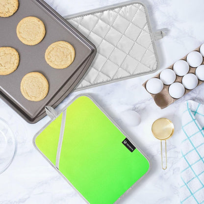 2 Pack Pot Holders, Solid Color Light Yellow Green Gradient Oven Mitts Quilted Liner Trivets for Countertops Hot Pots and Pans, Square 7x9.8 in