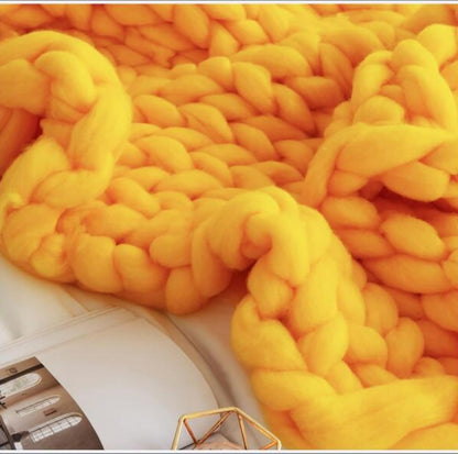 Chunky Knit Blanket Throw Soft Chunky Wool Yarn Big Knitted Throw Blanket 100% Hand Knit Warm & Cozy Blanket Couch Bed Home Decor Soft Breathable Fleece Throw,Yellow,60x60cm(24x24inch)