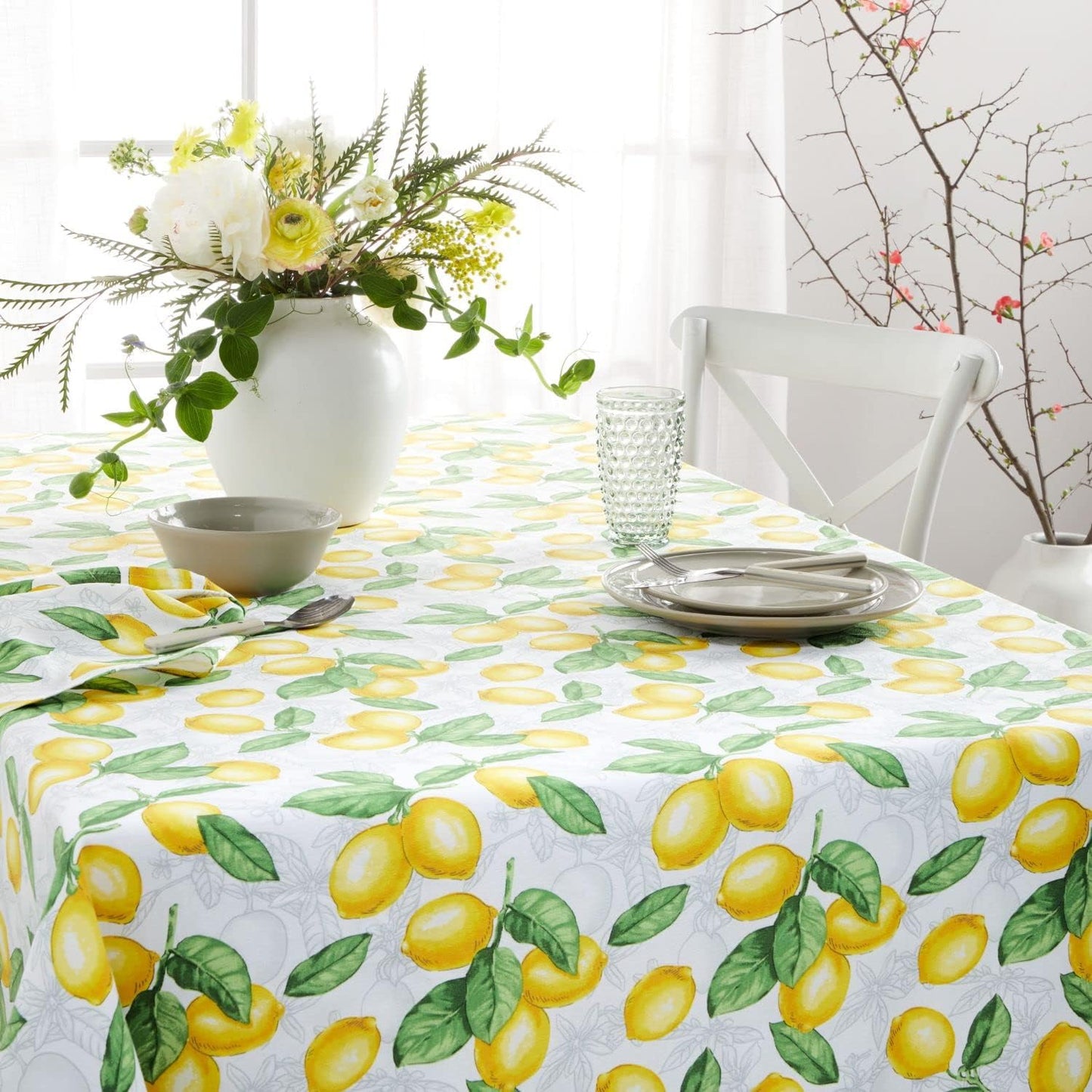 Lots of Lemons Tablecloth Single Pack, White/Yellow, 60"x120"