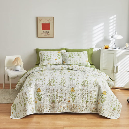 3 Pieces Reversible Quilt Set, Smooth Soft Microfiber Quilt, Yellow Flowers Green Leaves Botanical Design, Bedspread Bed Cover for All Season, 1 Quilt n 2 Pillow Shams (King, 102x90 inches)