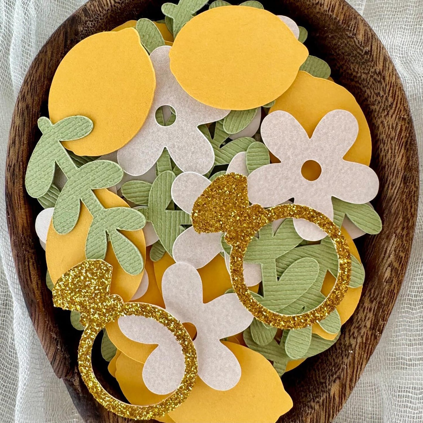 100PCS She Found Her Main Squeeze Confetti,Citrus Themed Bridal Shower Confetti for Lemon Tropical Citrus Bachelorette Wedding Party Decoration