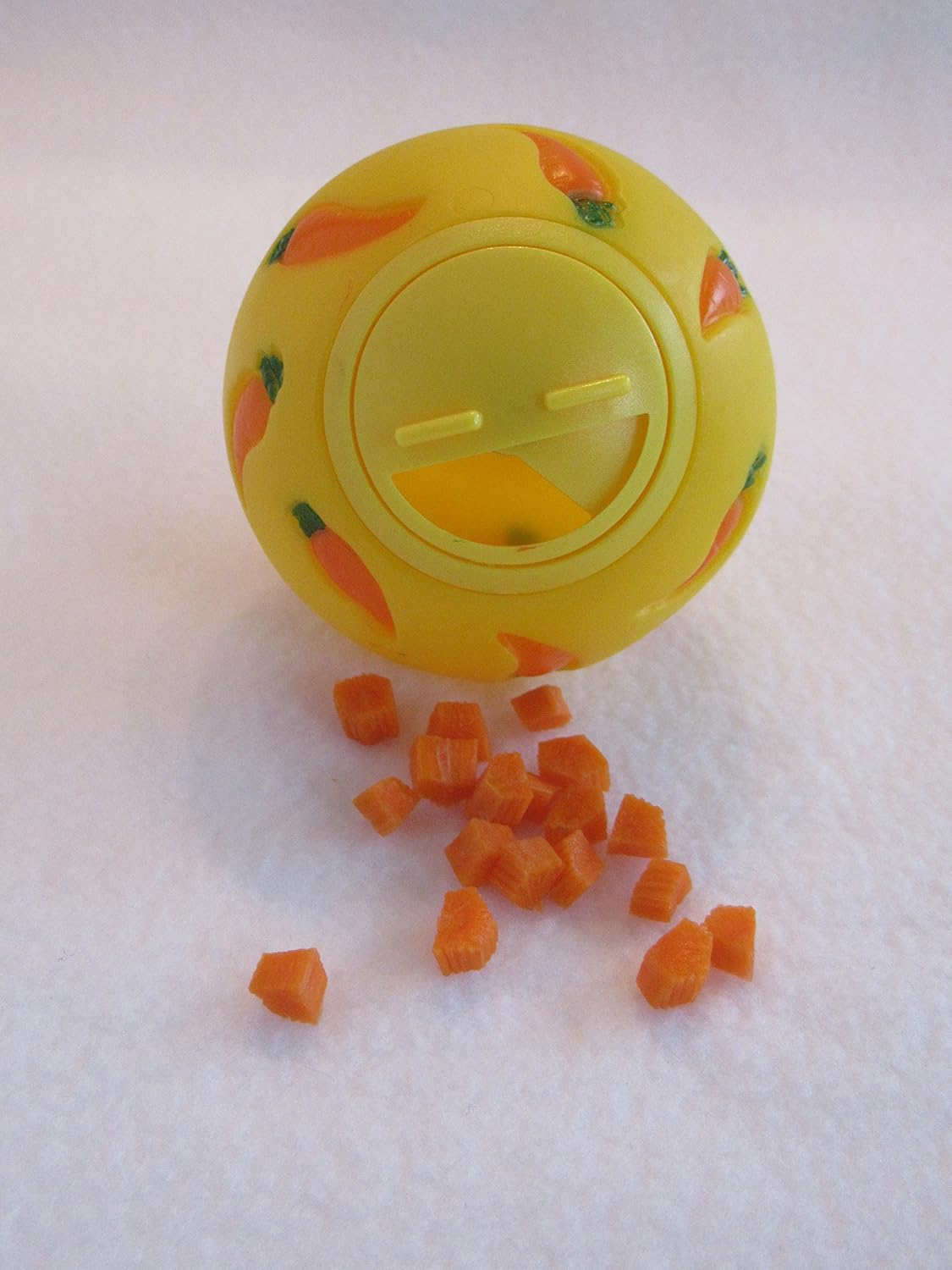 Treat Ball Toy for Guinea Pigs, Rabbits, Hedgehogs and Other Small Pets, 7 cm, Yellow, Adjustable Opening Treat Toy New
