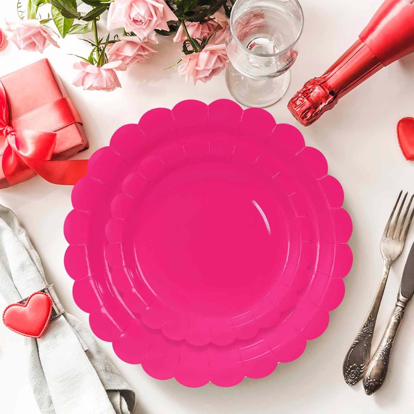 50 Pcs Yellow Scalloped Paper Plates 25 × 7'' and 25 × 9'' Disposable Yellow Scalloped Dinner Plates for Wedding Baby Shower Birthday Party Disposable Dessert Plate
