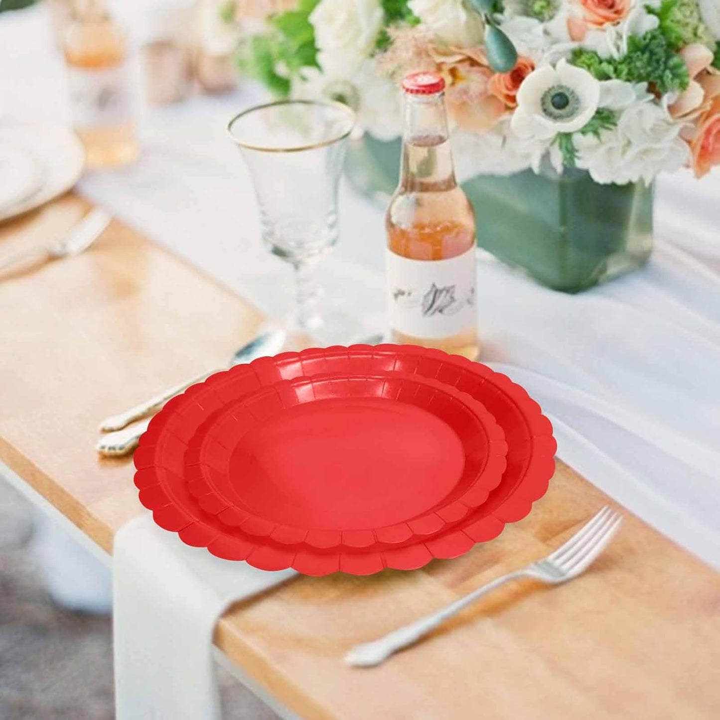 50 Pcs Yellow Scalloped Paper Plates 25 × 7'' and 25 × 9'' Disposable Yellow Scalloped Dinner Plates for Wedding Baby Shower Birthday Party Disposable Dessert Plate