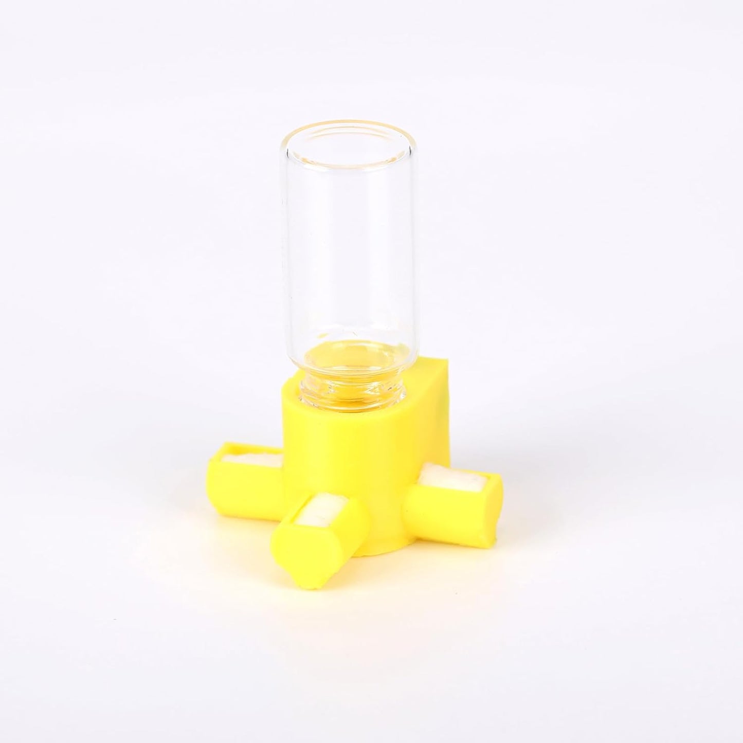 Jumping Spider Water Dispenser, Magnetic Hanging Feeder,Suitable for Jumping Spiders,Tarantulas, Praying Mantises,Arboreal Animals, and Other Small Animal Enclosure Accessories,5ML (Yellow)