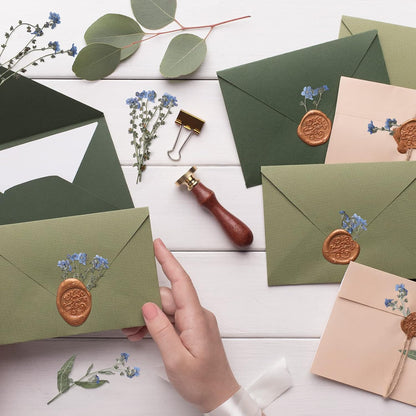 100 Pcs Natural Forget Me Not Pressed Dried Flowers Blue Don't Forget Me Dried Flower Real for Resin Jewelry Candle Card Making Nail Art DIY Home Decoration