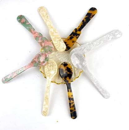 2PC/Set Acrylic Cute Spoons with Jam Butter Knife,Finely Decorative Cutlery Tableware Serving Set for Caviar,Dessert,Crafts Kitchen Tool 11.5cm,Yellow
