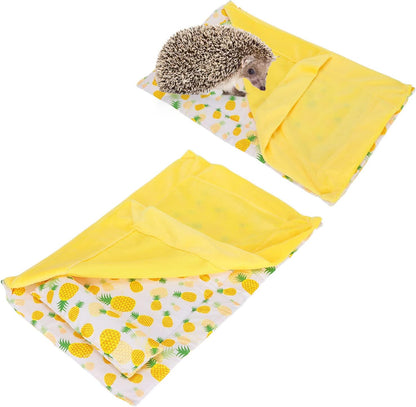 Reptile Sleeping Bag Soft Warm Bearded Dragon Bed Bearded Pet Bed with Pillow for Leopard Gecko Small Pet(Yellow)