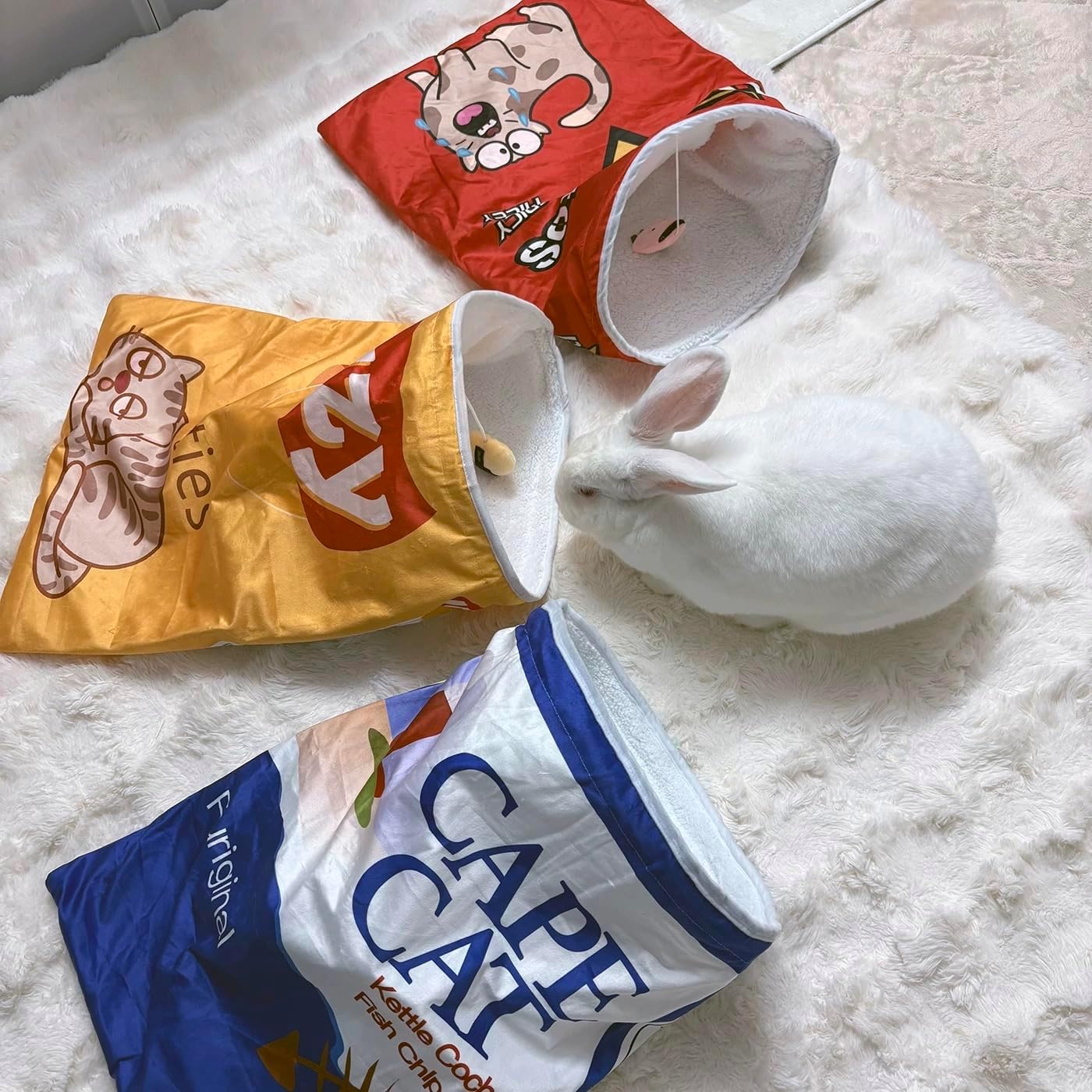 Cat Puppy Toy Sleeping Bag – Cute Potato Chip Bag Design with Hanging Snack Toy & Crinkle Paper Soft Plush Foldable Portable Cozy Cave for Small Dogs Kittens (Yellow)