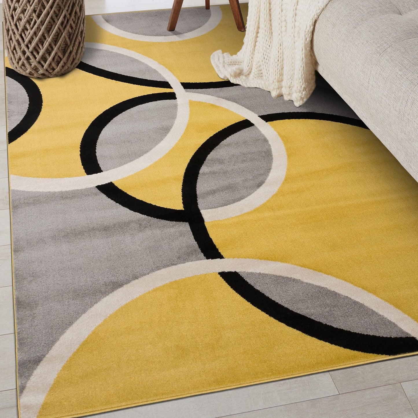 Contemporary Abstract Circles Area Rug, Carpet with Jute Backing for Entryway, Kitchen, or Small Bedroom, Yellow, 3'3" x 5'