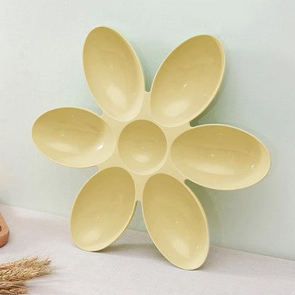 6 Petal Flower Shaped Cat Food Bowl Multi-Cat Feeder with 6 Compartments Non-Slip Slow Feeder for Indoor Cats Yellow One Size