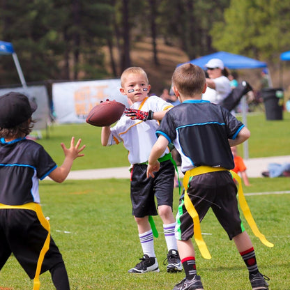14/28 Player Flag Football Belt Set, Adjustable Football Flag and Belts Gift for Kid Youth Sports Team Backyard Game