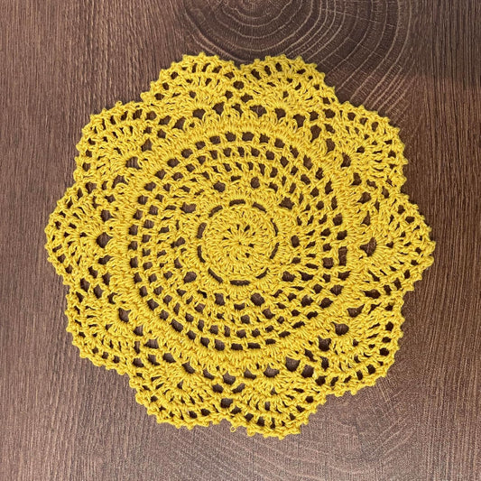 Yellow Round 8 inch Crocheted Cotton Doily Floral Design Fabric Doilies Pack,Set of 2 Dollies Crochet Table Place Mats for Christmas Table Decoration