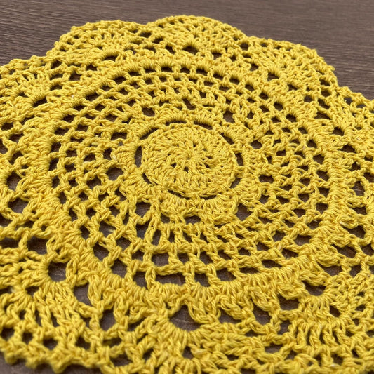 Yellow Round 8 inch Crocheted Cotton Doily Floral Design Fabric Doilies Pack,Set of 2 Dollies Crochet Table Place Mats for Christmas Table Decoration