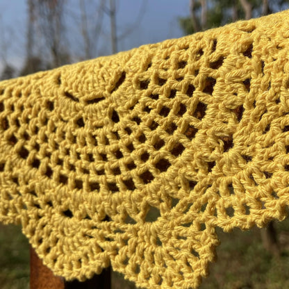Yellow Round 8 inch Crocheted Cotton Doily Floral Design Fabric Doilies Pack,Set of 2 Dollies Crochet Table Place Mats for Christmas Table Decoration