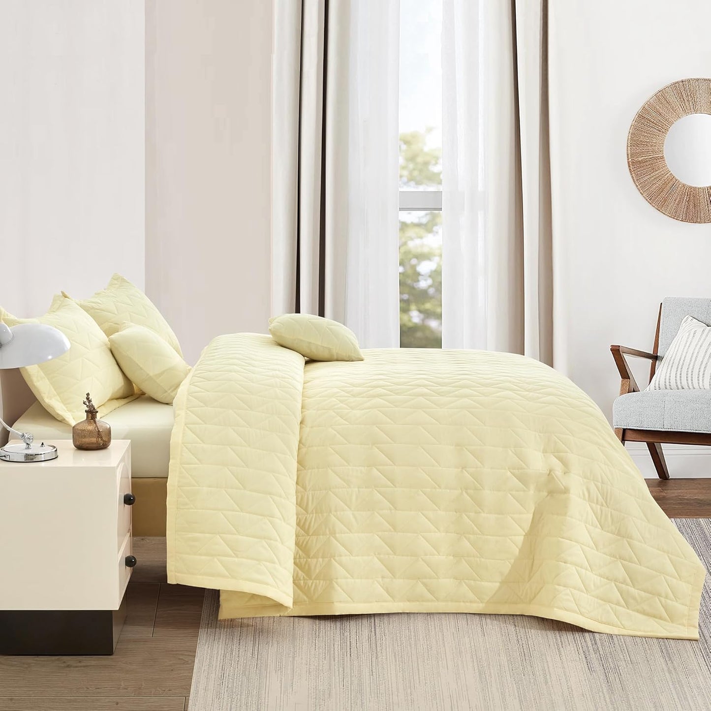 Oversized King Bedspread 128x120 Extra Wide, Geometric Diamond Stitched Quilt Set King/Cal King, Lightweight Reversible Coverlet, Straight Edge - Soft Modern Look, 5 Piece, Ivory Yellow