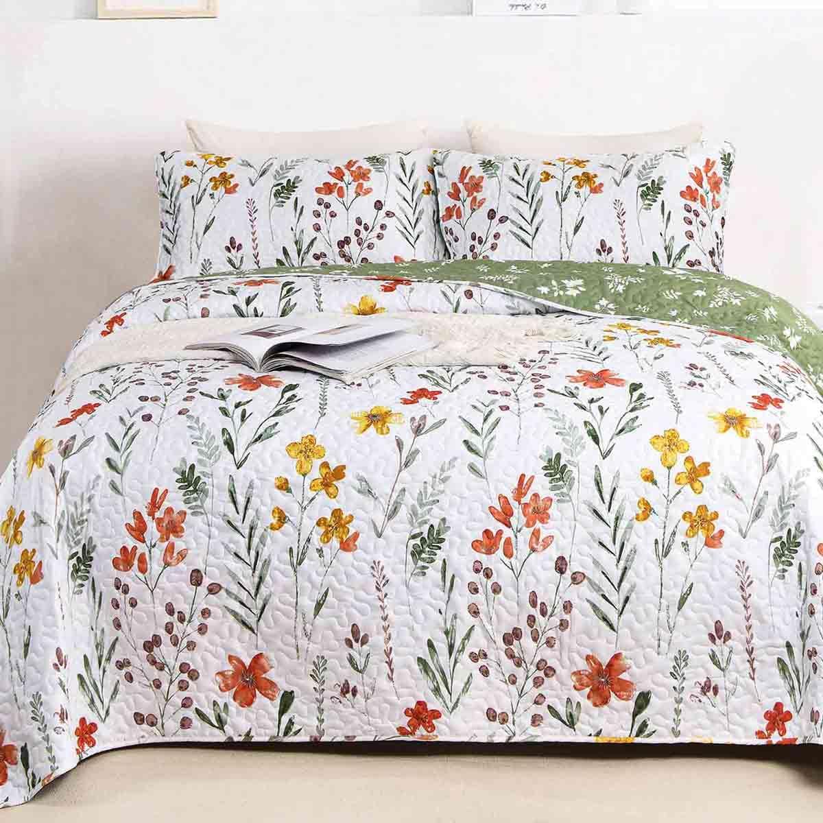 Quilt Set Queen Full Size 3 Pcs, White Floral Green Yellow Flower Leaf Spring Bedspreads, Soft Lightweight Coverlet Bed Spreads, Farmhouse Thin Quilted Comforter Bedding Sets for Women Men 90x90