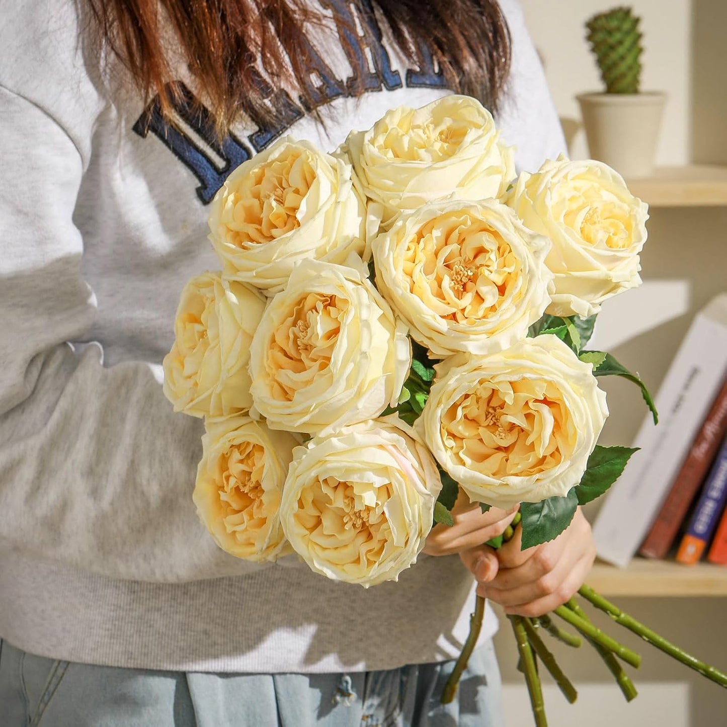 10pcs Peonies Artificial Flowers, Faux Austin Rose with Long Stem Look Real Fake Flower for Wedding Vase Party Home Kitchen Arrangement Decor(Champagne)