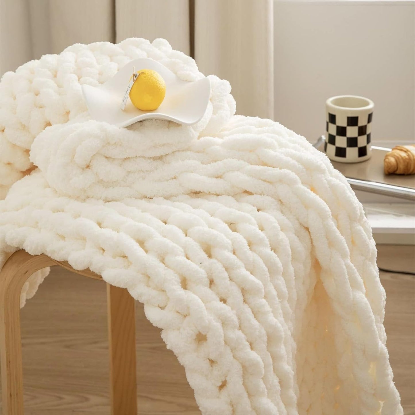 Chunky Knit Blanket Throw, Hand Knitted Chenille Throw Blanket, Big Soft Thick Chenille Yarn Chunky Knit Blanket, Knot Crochet Throw Blankets for Couch Bed Sofa,Ginger Yellow,50x50cm