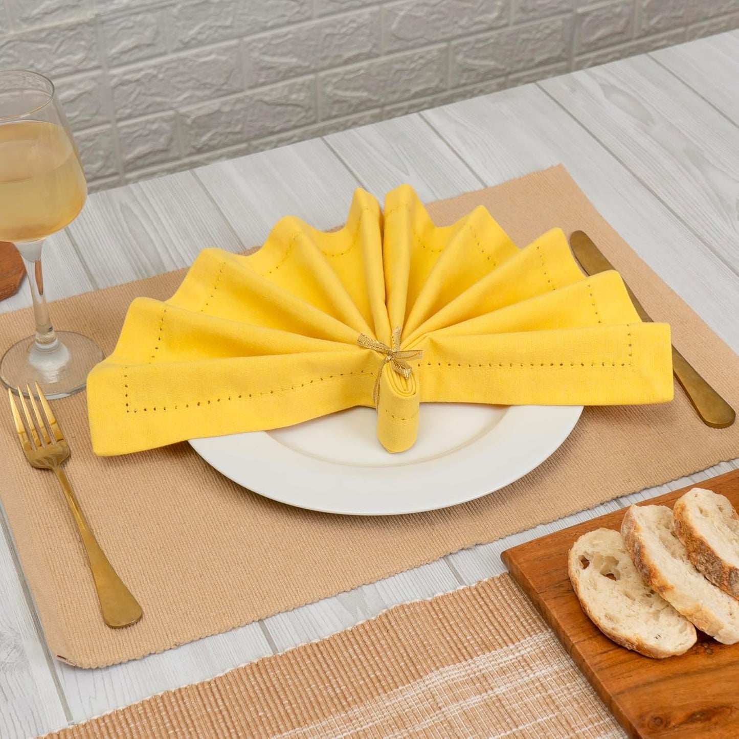 Set of 6 Hemstitch Linen Napkins 100% Cotton Lemon Yellow Cloth Dinner Napkins 18x18 inches - Spring Summer Easter - Soft, Reusable, Absorbent, Washable, Ideal for Parties & Everyday Use