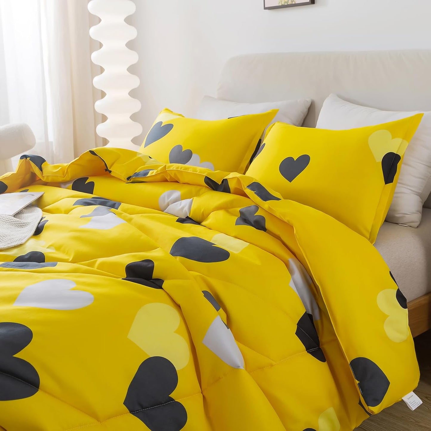 3 Pieces Full Size Comforter Set for Boys Farmhouse Yellow Bedding Set with Black Heart All Season Fluffy Soft Lightweight(1 Comforter & 2 Pillowshams)