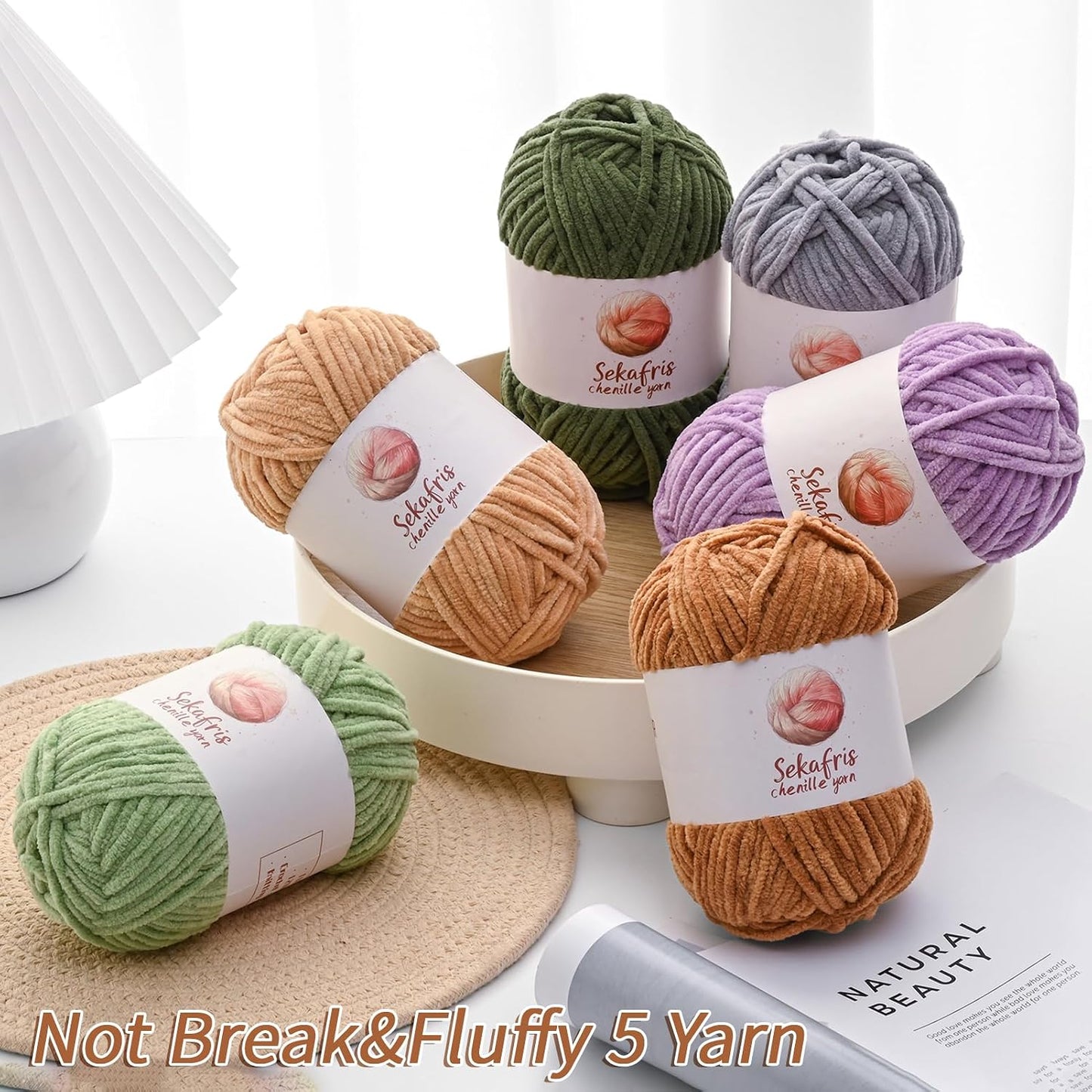 Chenille Yarn for Crocheting, Size 5 Bulky,Light Yellow | 100g/131yds Soft Chunky Velvet Yarn for Crochet and Knitting,Fluffy Baby Yarn for Amigurumi,Blankets and DIY Crafts.