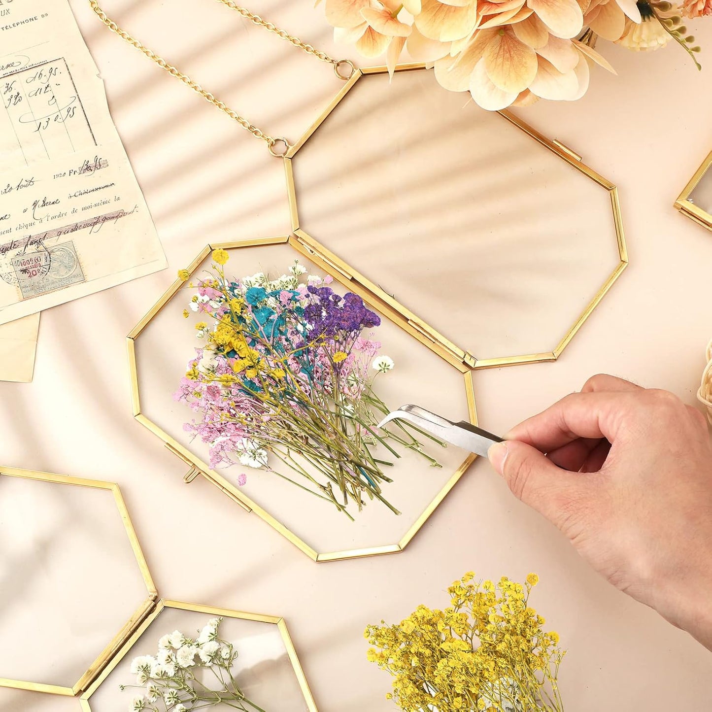 100 Pcs Mini Dried Babys Breath Flowers Bulk for Resin Art DIY Craft Dried Natural Gypsophila Branches for Wedding Card Making, Gifts Wrap, Pressed Baby's Breath Flowers Bouquet, 5 Colors
