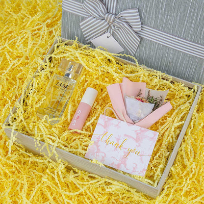 1/2 LB Crinkle Cut Paper Shredded Filler Paper for Gift Baskets Gift Box Confetti Paper Shreds Decoration Stuffing for Birthday, Weddings, Anniversaries, Christmas Wrapping Yellow