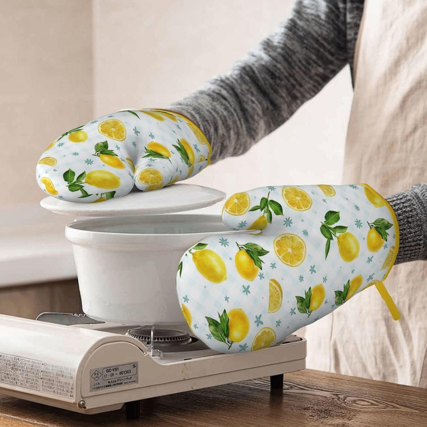 Lemon Oven Mitts Heat Resistant Yellow Cute Oven Gloves Mitt Kitchen Decor Pot Holders Hot Pads Baker Stuff Chef Cooking Baking Gifts for Women Bakers Mother's Day