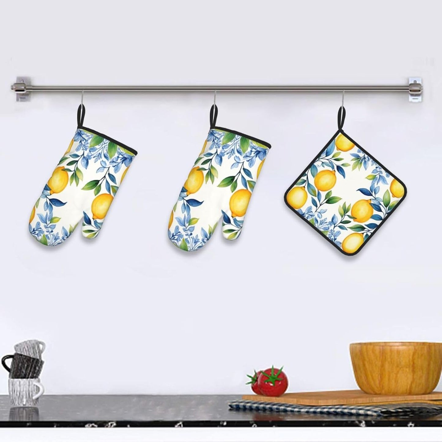 Oven Mitts Pot Holder Set of 3 Pcs Heat Resistant Quilted Oven Gloves 2 Pcs, 1 Kitchen Hot Pad for Cooking Grilling Halloween Thanksgiving Christmas Decor Gift (Yellow Lemon)