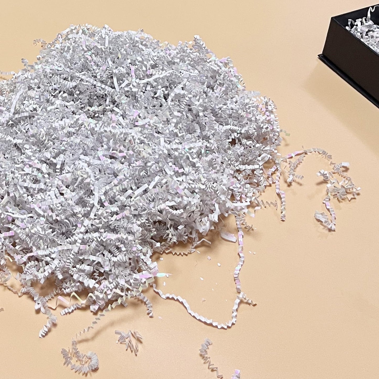 Crinkle Cut Paper Shred Filler, Shredded Paper for Gift Box, Crinkle Paper Cut Paper Easter Grass Tissue Paper for Gift Wrapping & Basket Filling（Light Yellow）