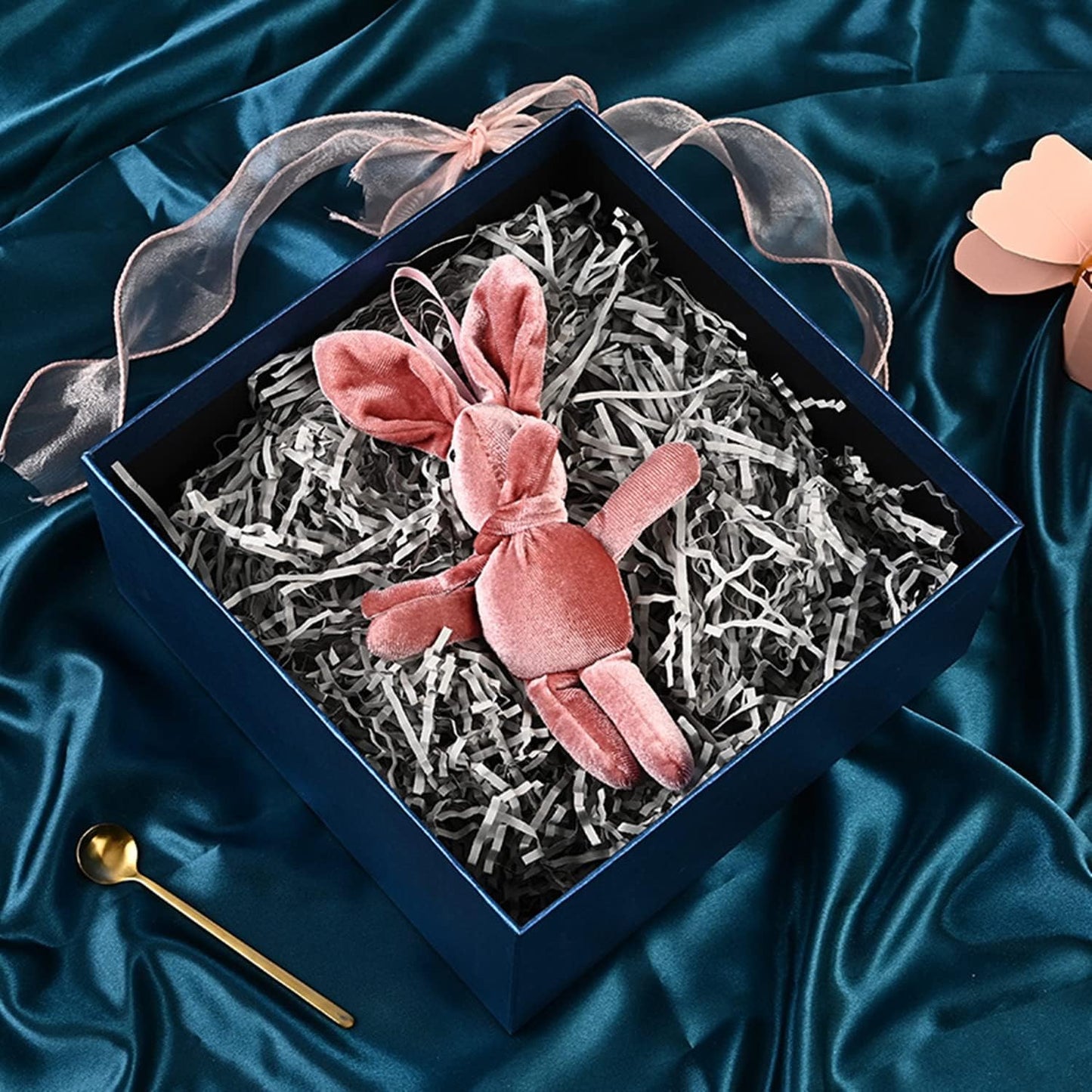 Crinkle Cut Paper Shred Filler, Shredded Paper for Gift Box, Crinkle Paper Cut Paper Easter Grass Tissue Paper for Gift Wrapping & Basket Filling（Light Yellow）