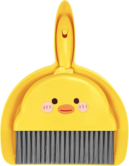 Small Broom and Dustpan Set,1pc Dust Pan and Brush Set,Cute Little Yellow Hand Mini Broom and Dustpan Set,Small dust pan Mini for Tabletop Debris,Keyboards&Clean Pet Cages Guinea Pig Cage(Chick)