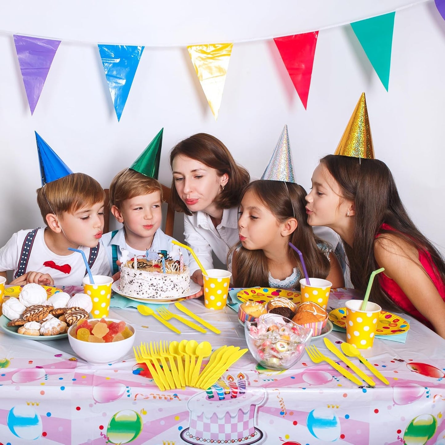 90 Pieces Yellow Plastic Cutlery Set Disposable Plastic Utensils Heavy Duty Flatware Set Includes 30 Knives 30 Forks 30 Spoons for Birthday Wedding Party, Picnic