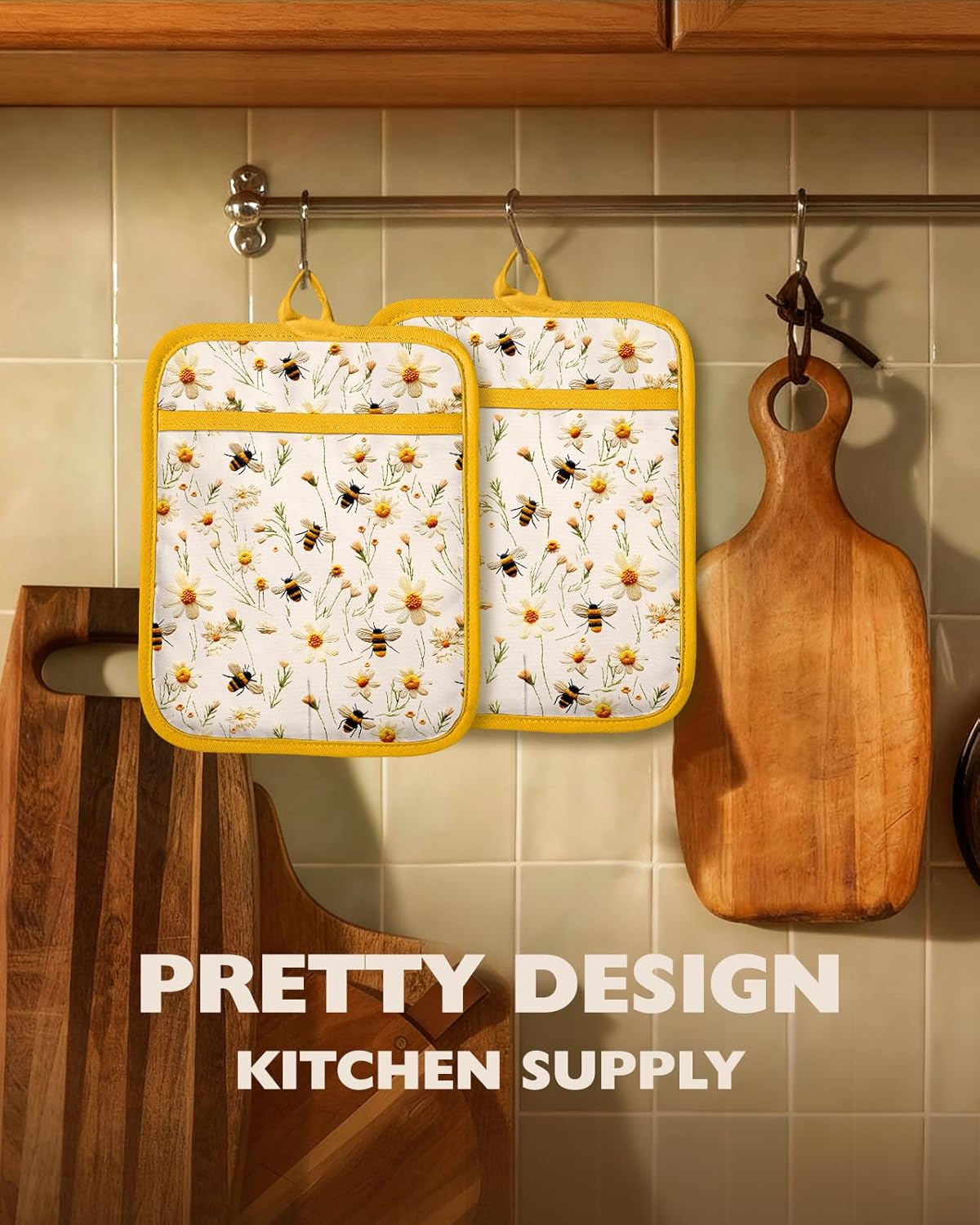 Silcone Daisy Bee Pot Holders for Kitchen - 100% Cotton Yellow Cute Oven Potholders with Pockets, Heat Resistant Square Thick Hot Pads, House New Home Baking Baker Gifts,2pack