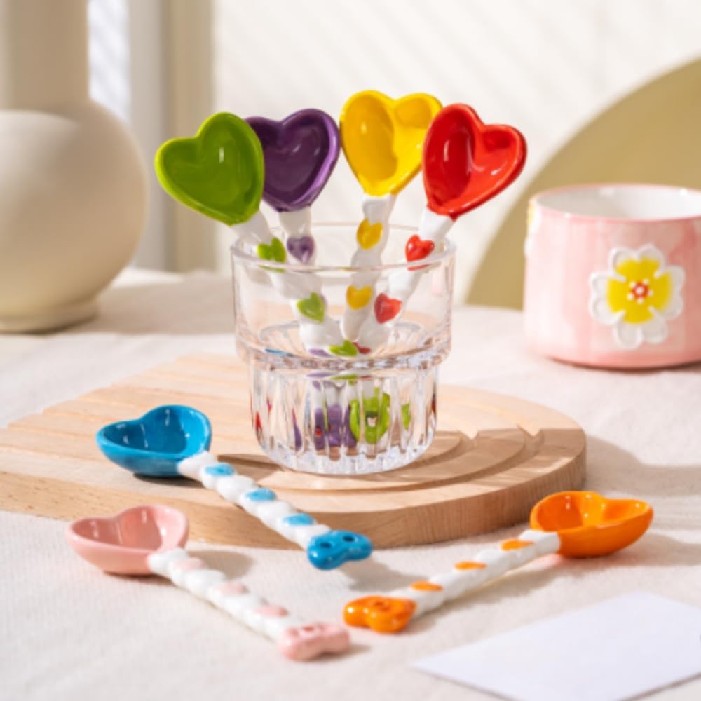 (6 Pieces) Heart-shaped Ceramic Spoons Eating Small Dessert (Light yellow)